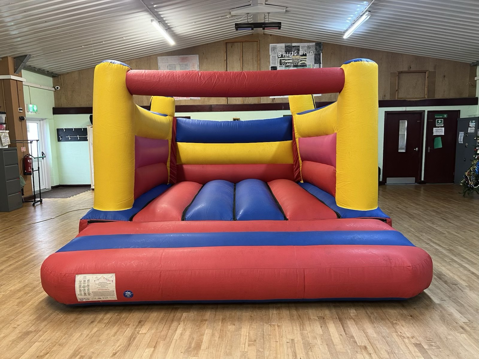 Classic H Frame Bouncy Castle 15ft x 17ft